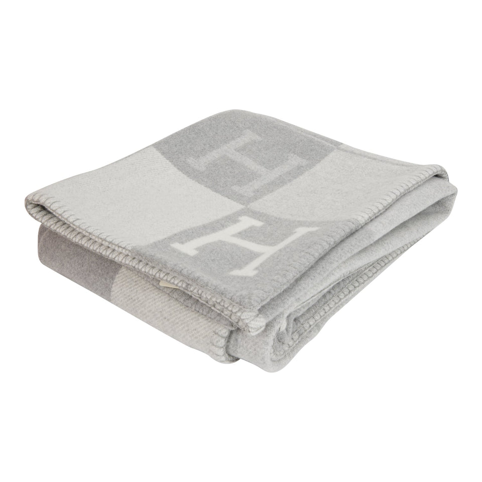 Hermes "Classic Avalon" Ecru and Gris Clair Blanket