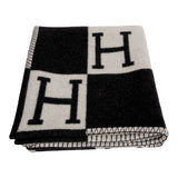 Hermes "Avalon III" Ecru and Black Blanket