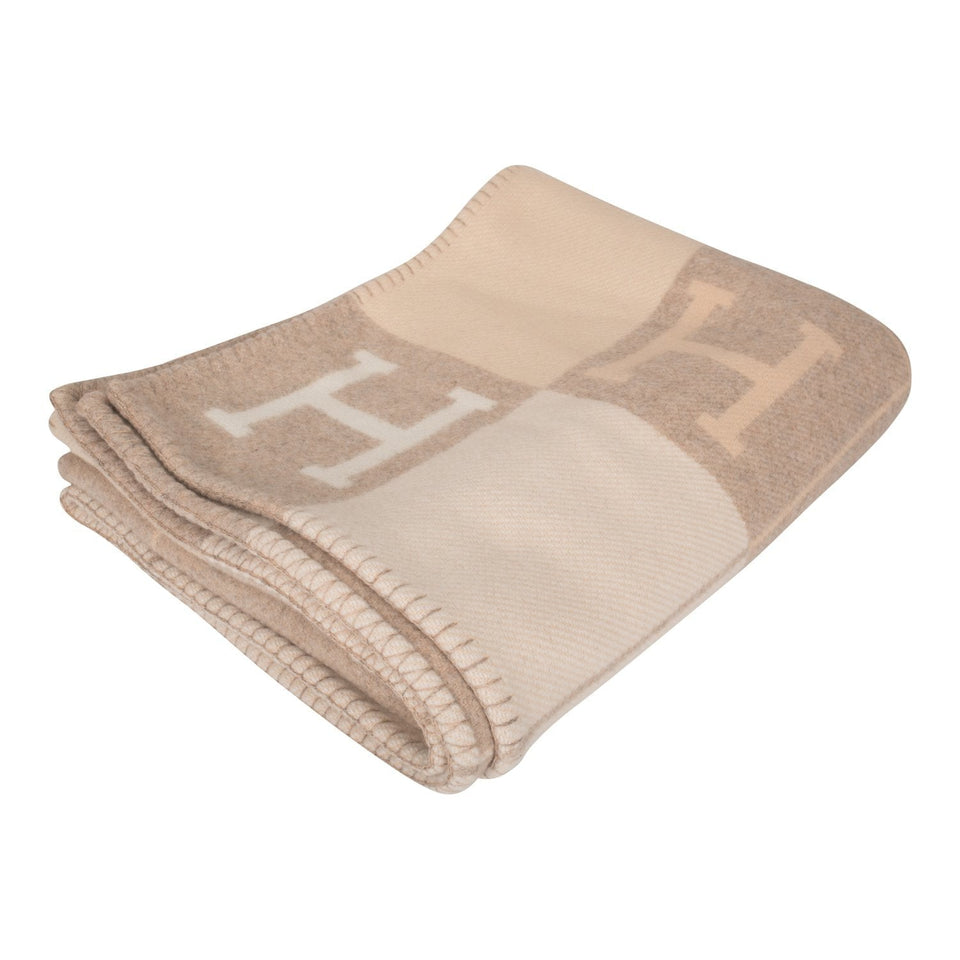 Hermes "Classic Avalon" Coco and Camomille Blanket