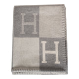 Hermes "Classic Avalon" Ecru and Gris Clair Blanket