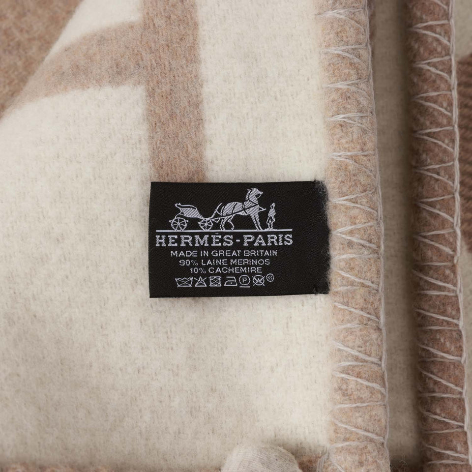 Hermes "Avalon Vibration" Ecru and Natural Blanket