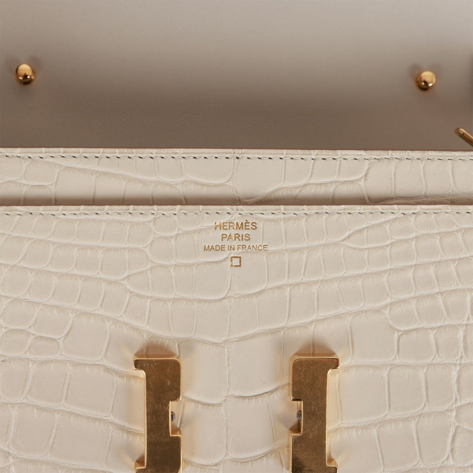 Hermes Constance Wallet To Go Beton Matte Alligator Gold Hardware