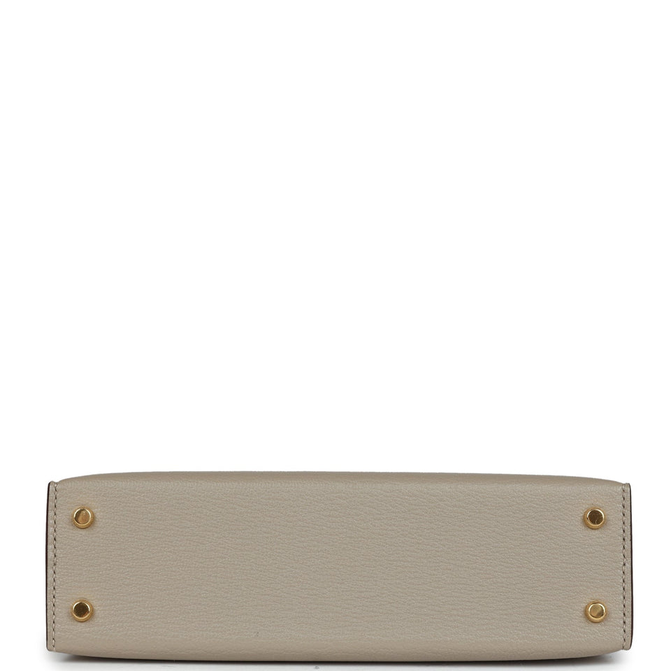 Hermes Special Order (HSS) Kelly Sellier 20 Gris Tourterelle and Nata Chevre Gold Hardware