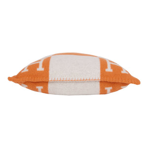 Hermes "Avalon" Ecru and Potiron Signature H Cushion Single