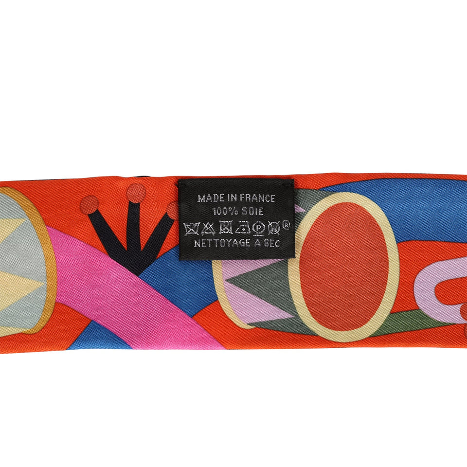 Hermes "Parade en Fanfare" Rose Bonbon Silk Twilly Pair