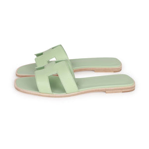 Hermes Oran Sandals Vert Jade Epsom 39.5 EU