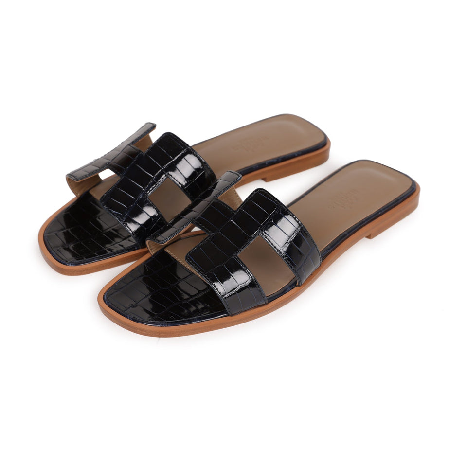 Hermes Oran Sandals Marine Shiny Alligator 37