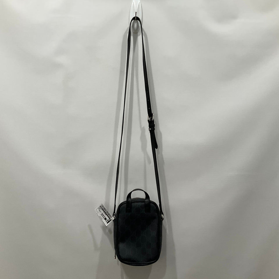 Crossbody Designer By Gucci  Size: Small