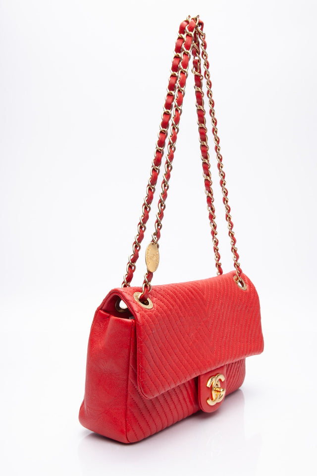 CHANEL Red Medallion Charm Chevron Wrinkled Calfskin Medium Flap Bag