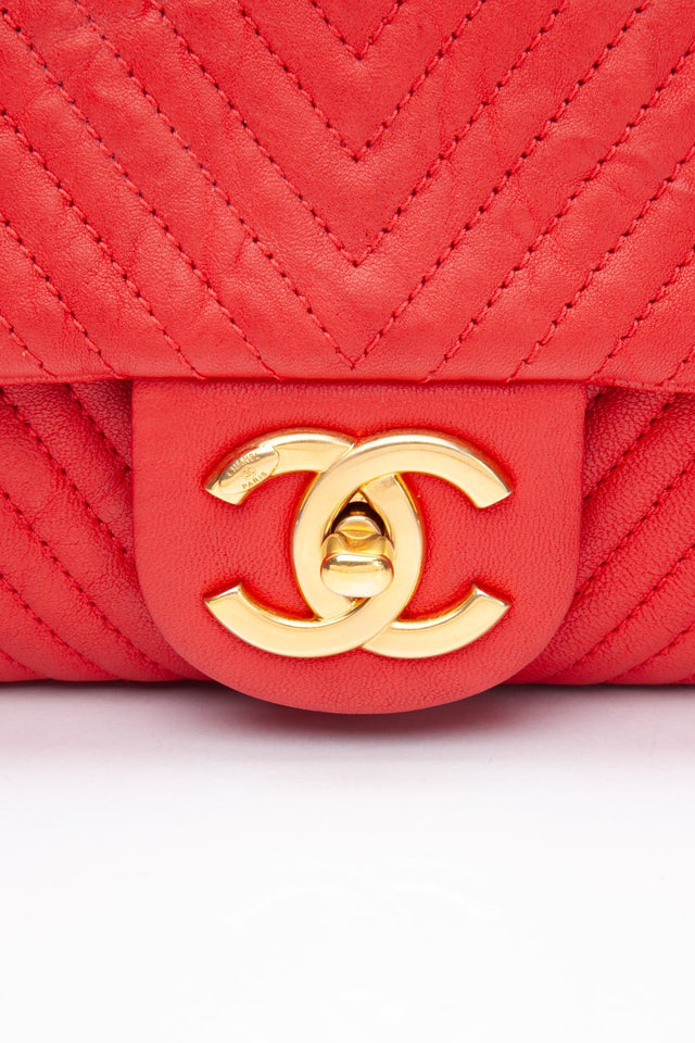 CHANEL Red Medallion Charm Chevron Wrinkled Calfskin Medium Flap Bag