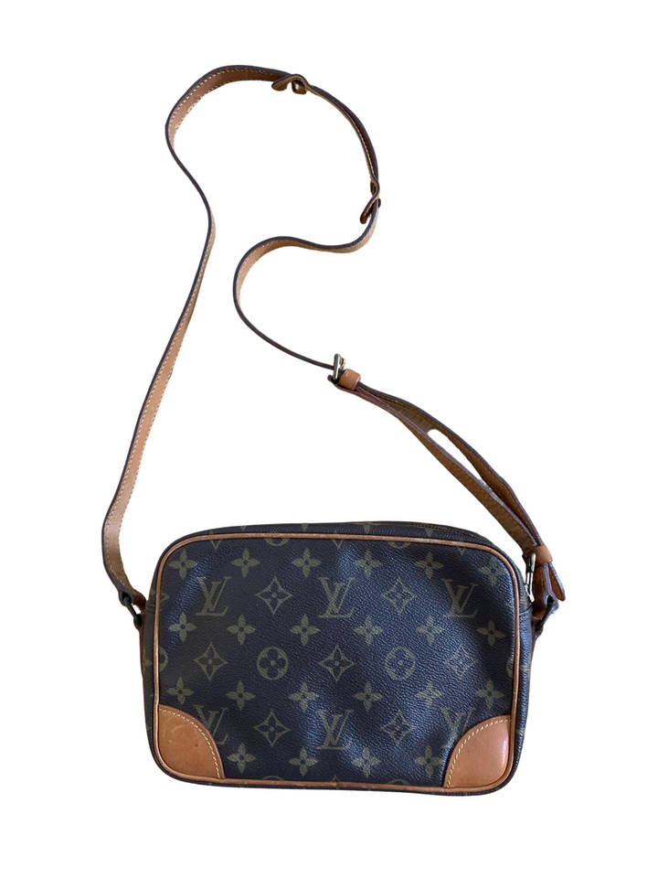 Louis Vuitton Trocadero 24 Monogram