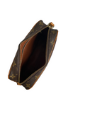 Louis Vuitton Trocadero 24 Monogram