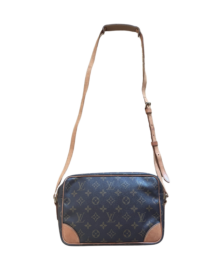 Louis Vuitton Trocadero 27 Monogram