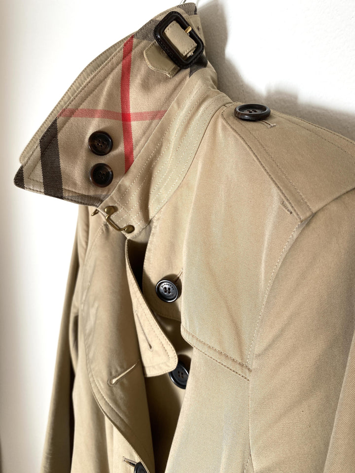 BURBERRY SANDRINGHAM TRENCHCOAT - UK 8/US 6/GER 36