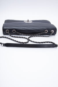 CHANEL Calfskin Leather Shoulder/Crossbody Bag