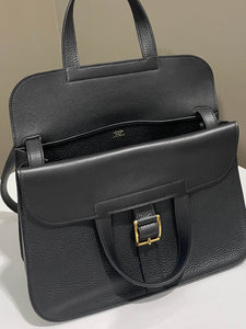 Hermes Halzan 31 Black Clemence