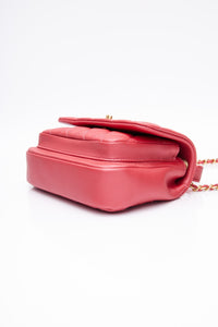 CHANEL Dark Pink Diamond Quilted Metallic Calfskin Mini Business Affinity (New)