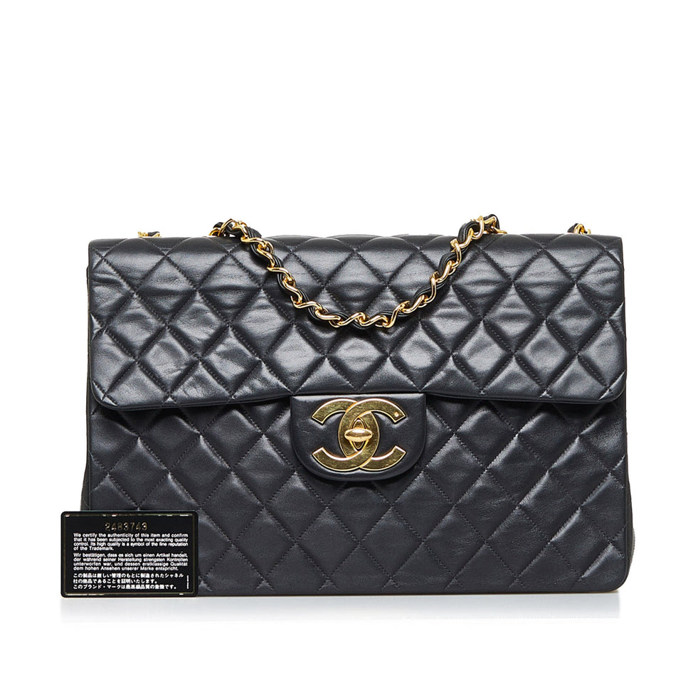 CHANEL Maxi Classic Lambskin Single Flap Shoulder Bag