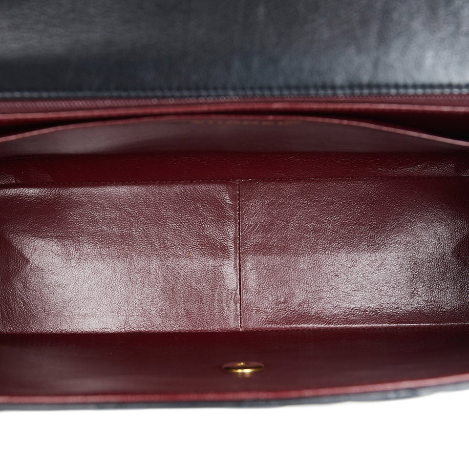 CHANEL Maxi Classic Lambskin Single Flap Shoulder Bag