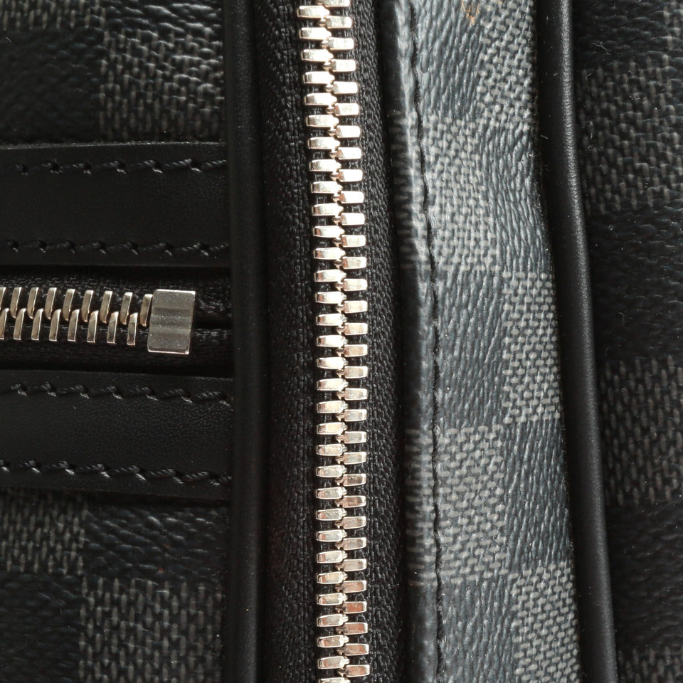 LOUIS VUITTON Michael Nv2 Backpack Damier Graphite