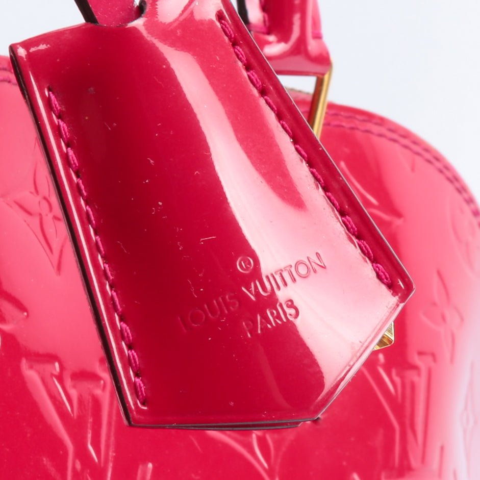 LOUIS VUITTON Monogram Vernis Alma MM Red