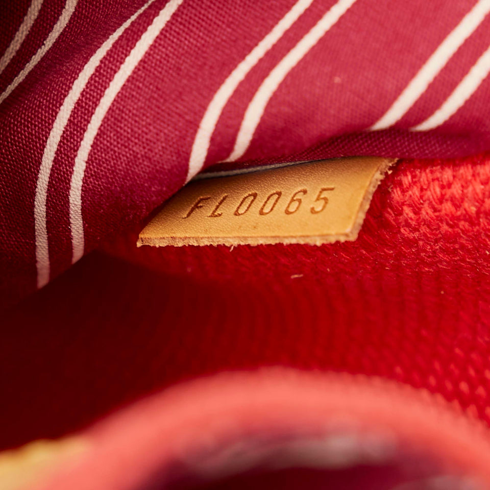 Louis Vuitton Antigua Besace PM (SHG-31963)