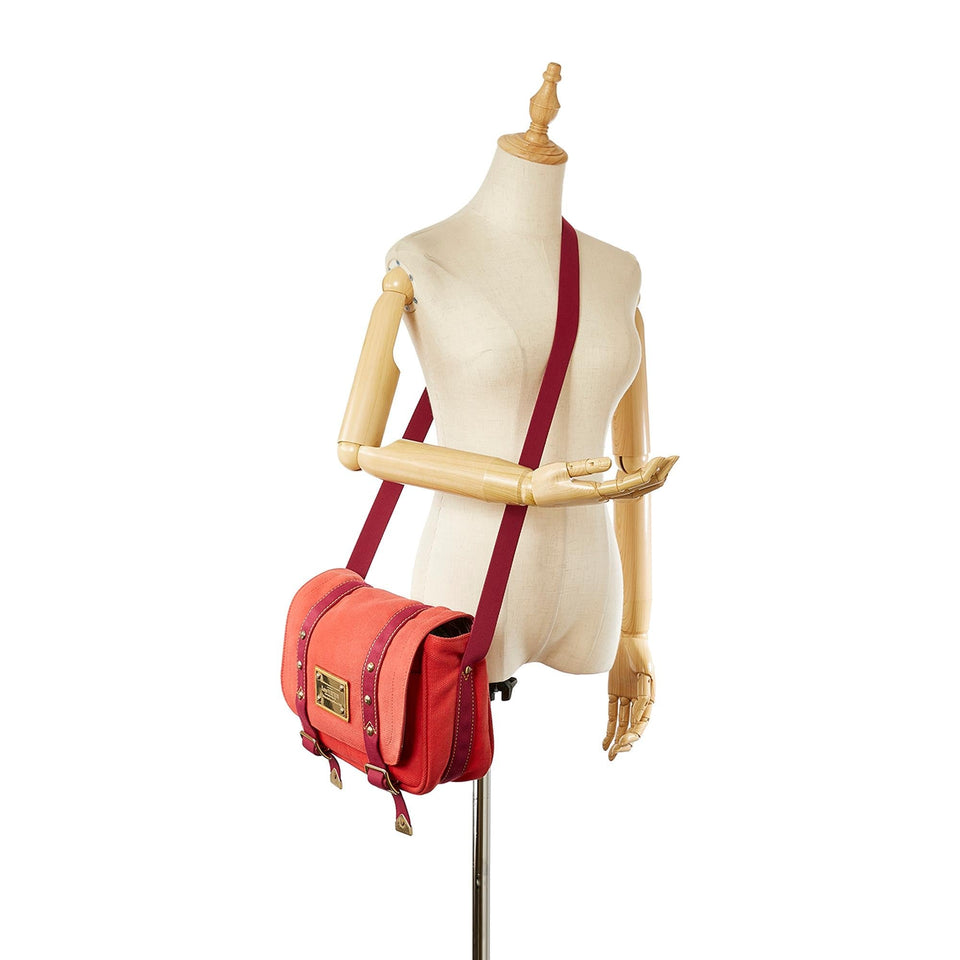 Louis Vuitton Antigua Besace PM (SHG-31963)