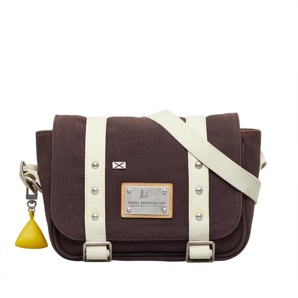 Louis Vuitton Antigua Besace PM (SHG-KzzrTH)