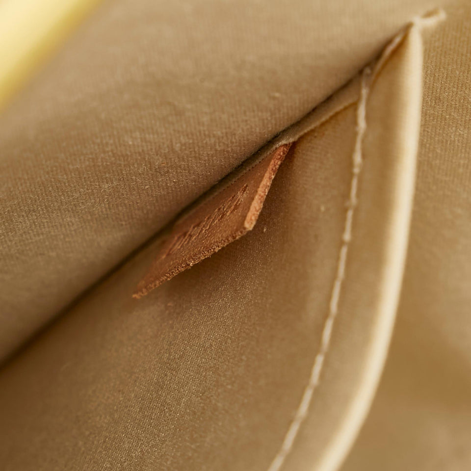 Louis Vuitton Avalon MM (SHG-31752)