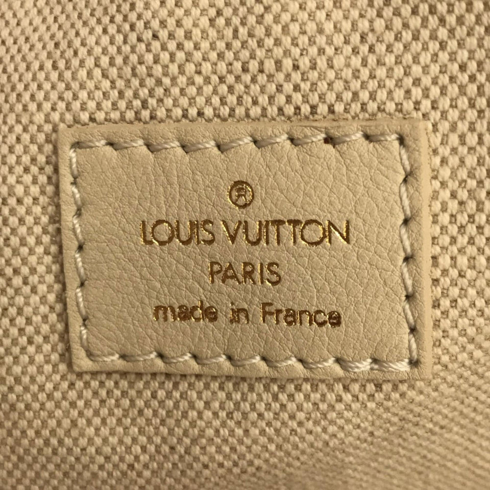 Louis Vuitton Brass Bowly Polka Dot Panama Bag (SHG-v0HWKI)