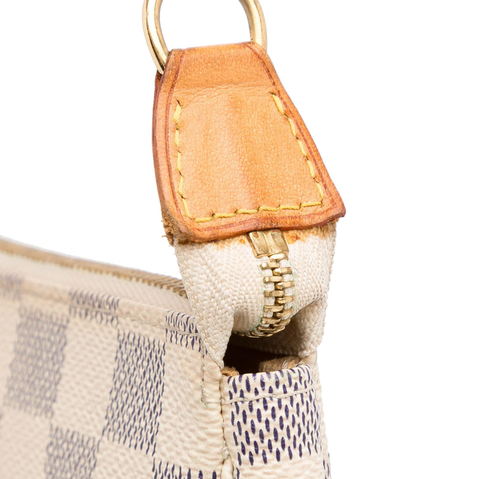 Louis Vuitton Damier Azur Mini Pochette Accessoires (SHG-Pdui6G)