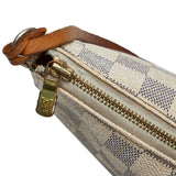 Louis Vuitton Damier Azur Pochette Accessoires (SHG-z72A7o)