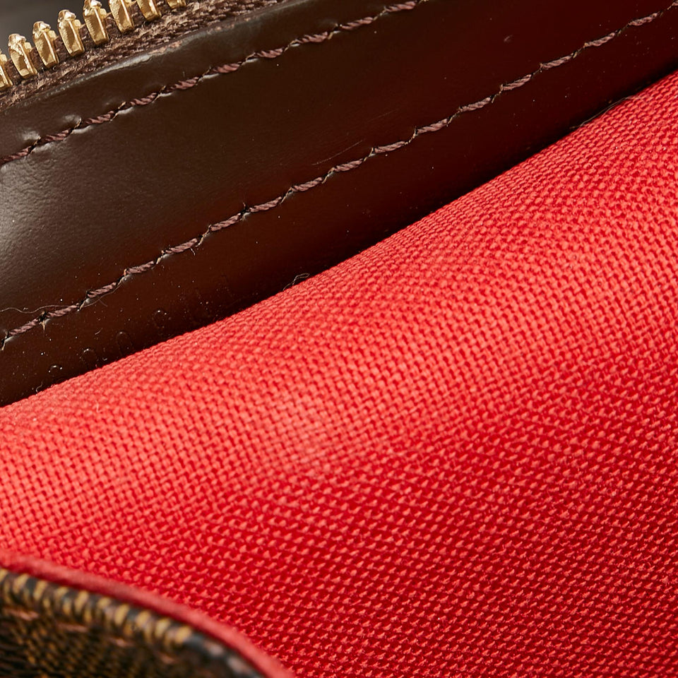 Louis Vuitton Damier Ebene Chelsea (SHG-GooKim)