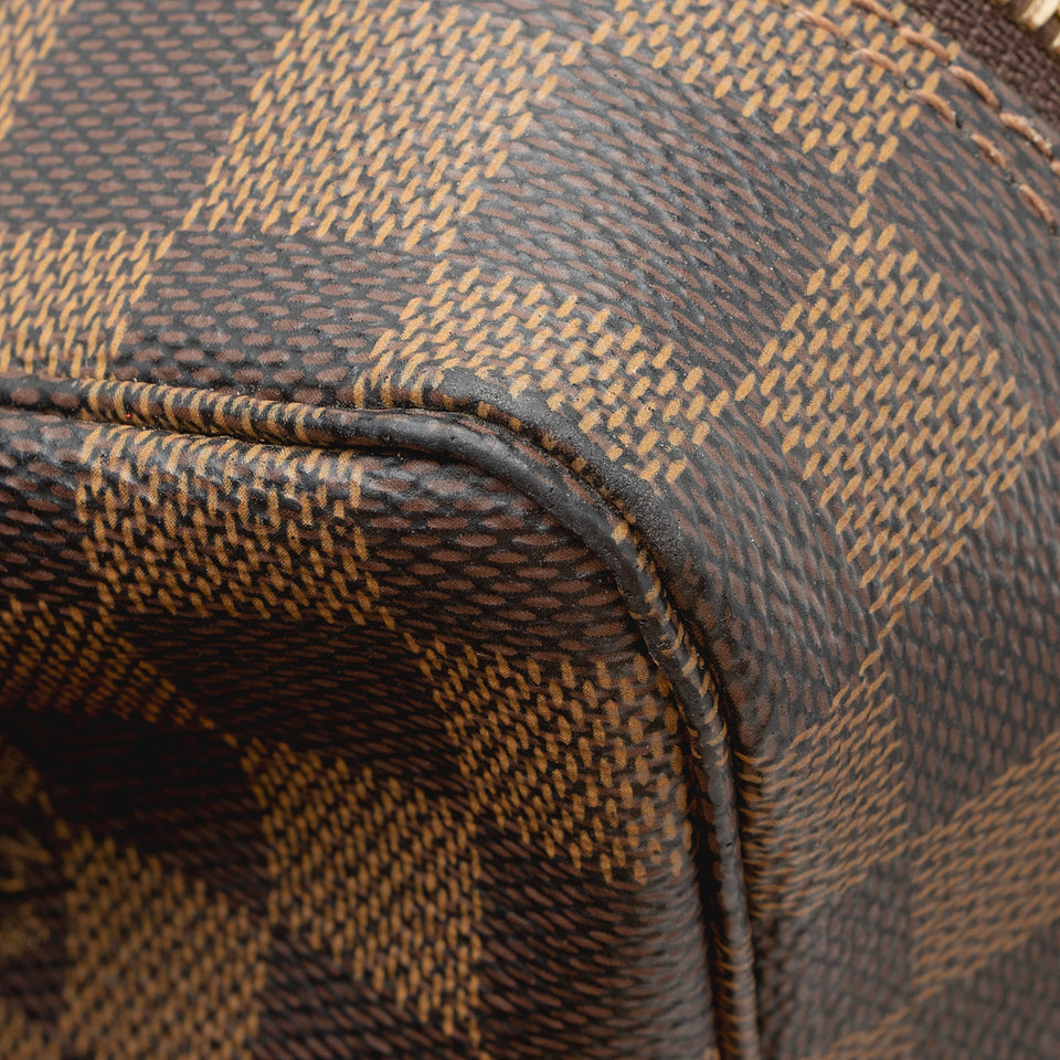 Louis Vuitton Damier Ebene Naviglio Messenger Bag (SHF-22595)