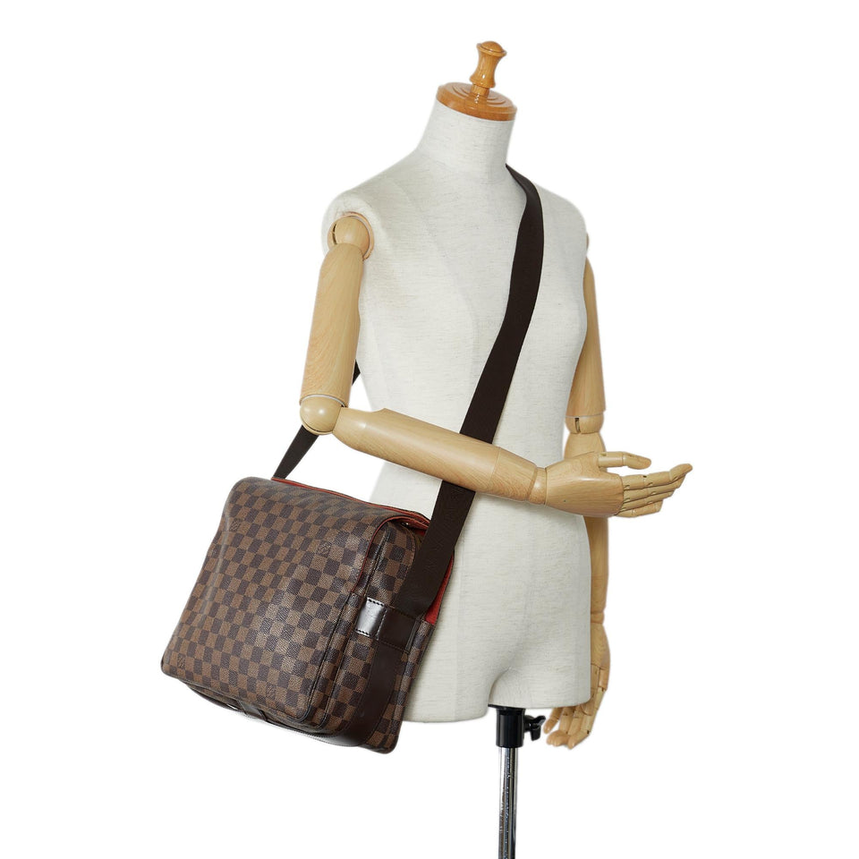 Louis Vuitton Damier Ebene Naviglio (SHG-xQw3Hw)