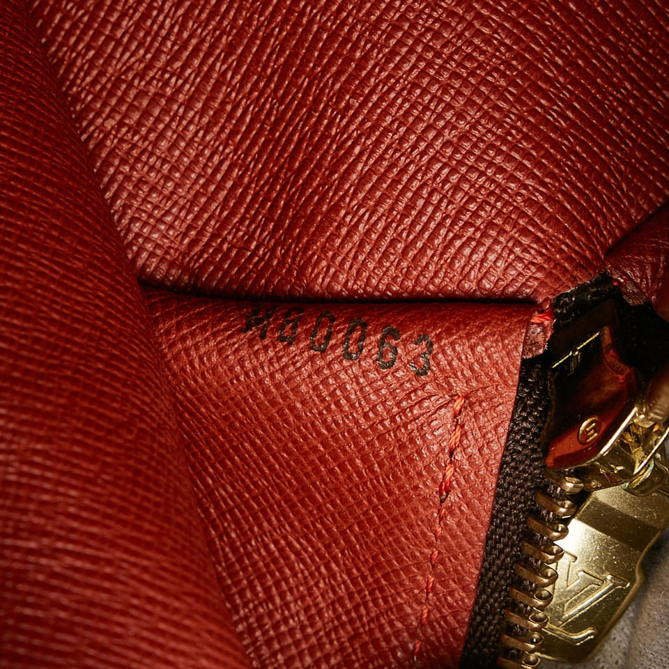 Louis Vuitton Damier Ebene Papillon (SHG-oW5Doq)