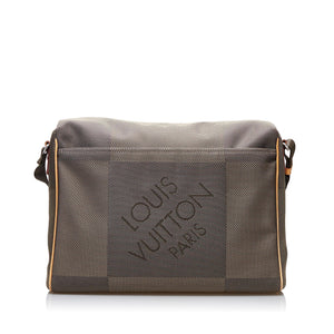Louis Vuitton Damier Geant Terre (SHG-aMPHc7)