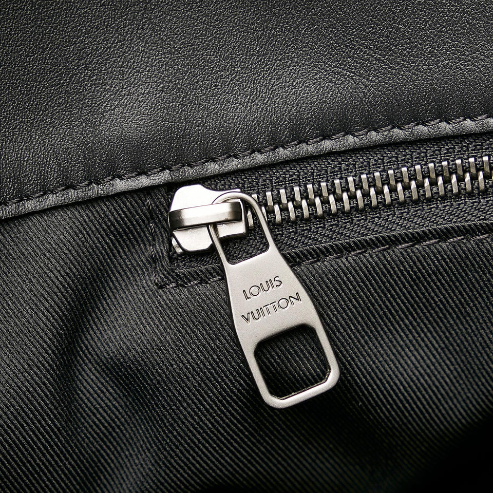 Louis Vuitton Damier Infini Cabas Voyage (SHG-AKhRij)