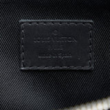Louis Vuitton Damier Infini Discovery Messenger BB (SHG-MNoGbc)