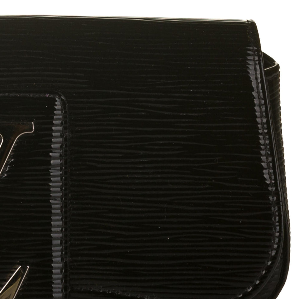 Louis Vuitton Electric Epi Sobe Clutch (SHG-34553)