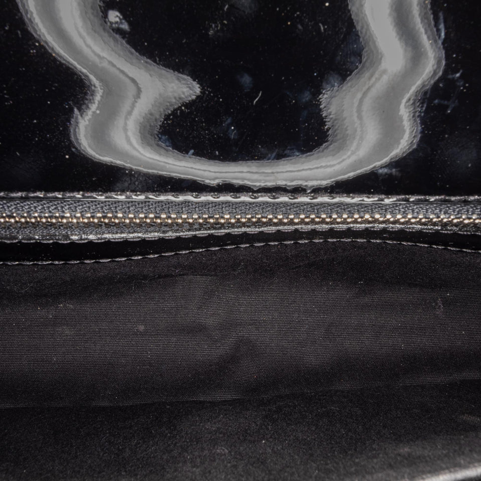 Louis Vuitton Electric Epi Sobe Clutch (SHG-34553)