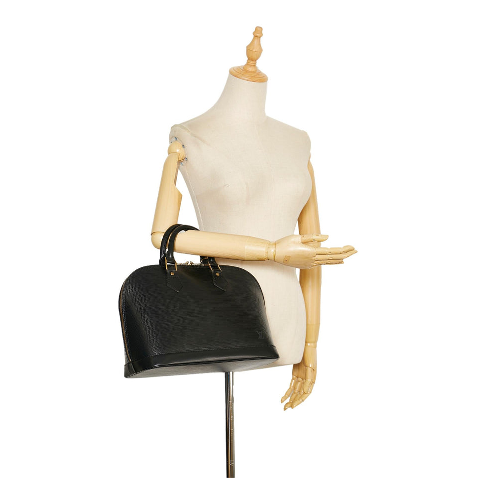 Louis Vuitton Epi Alma MM (SHG-35910)