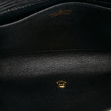 Louis Vuitton Epi Art Deco Clutch (SHG-v9Z15f)