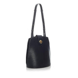 Louis Vuitton Epi Cluny (SHG-31890)