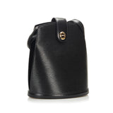Louis Vuitton Epi Cluny (SHG-35105)