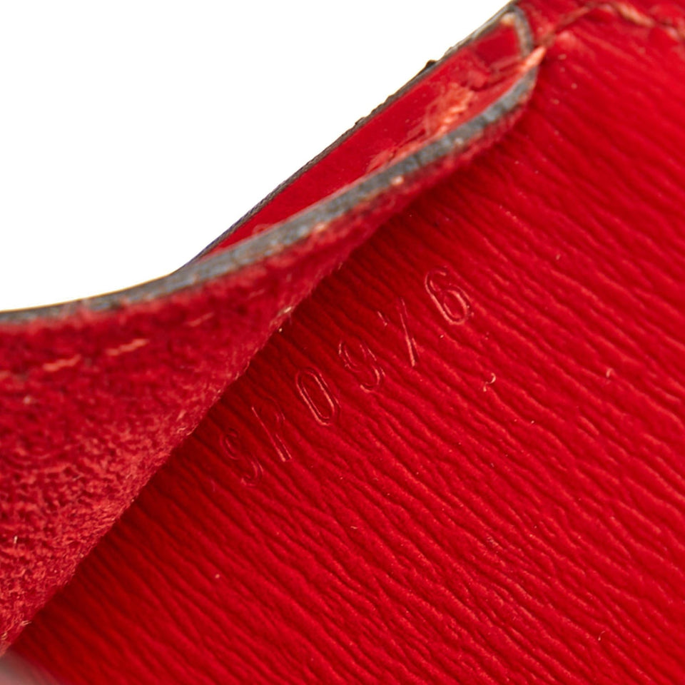 Louis Vuitton Epi Cluny (SHG-Py6lGx)