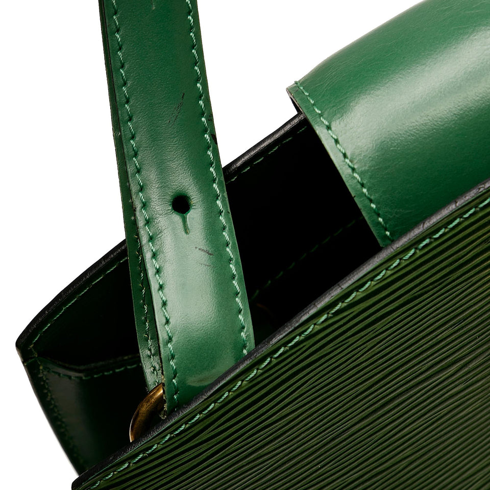 Louis Vuitton Epi Cluny (SHG-KmzweX)