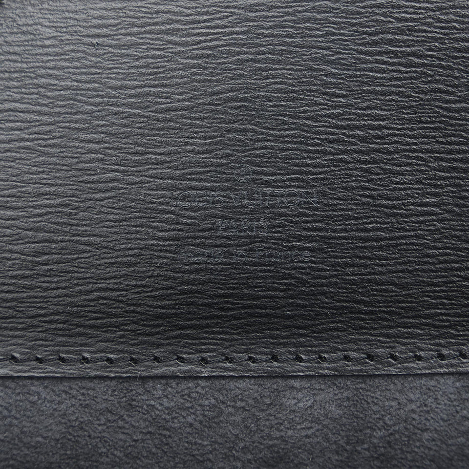 Louis Vuitton Epi Cluny (SHG-KJd9US)