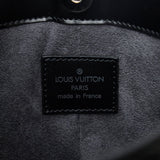 Louis Vuitton Epi Demi Lune Pochette (SHG-Khz0qc)