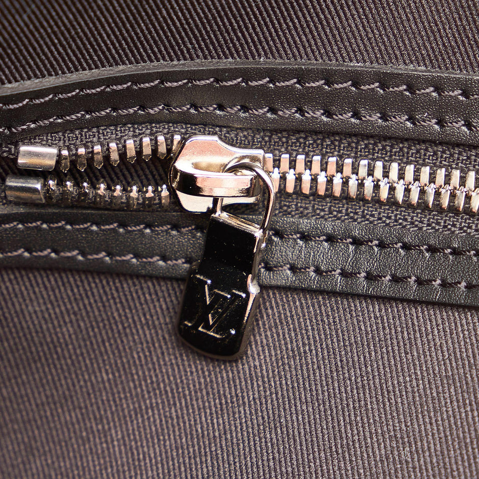 Louis Vuitton Epi FIFA World Cup Keepall Bandouliere 50 (SHG-31447)